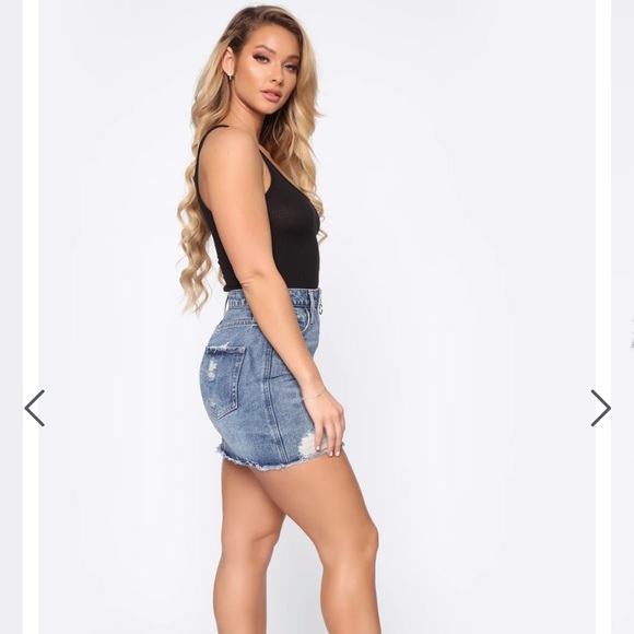 NWT: Denim skirt Fashion nova - Picture 3 of 11